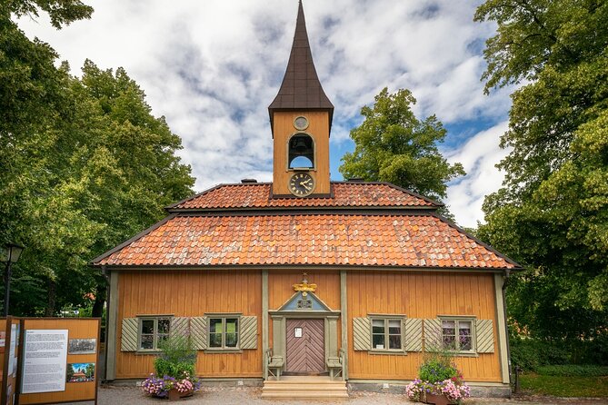 Private Romantic Walking Tour in Sigtuna with Mariakyrkan - Stora Gatan: the main street break that feels like a date