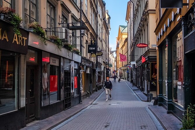 Private Walking Tour Old Town & Vasa Museum (3 Hours) - Should You Book This Private Vasa and Old Town Tour?
