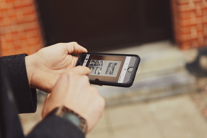 Self-Guided Audio Walking Tour Through Kurt Wallander's Ystad - How the GPS audio case works in Ystad