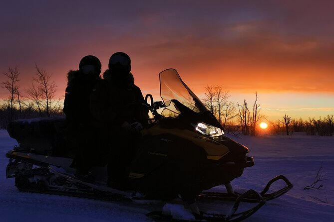 Snowmobile Safari to Lapland viewpoint - Máttaráhkká Northern Light Lodge and the Lapland viewpoint goal