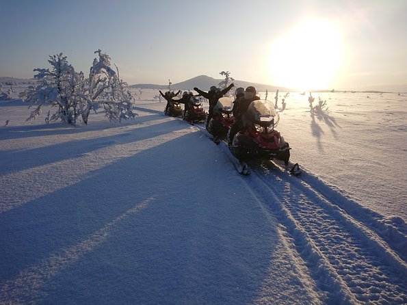 Snowmobile Safari to Lapland viewpoint - Photos, pacing, and what to expect from a half-day structure