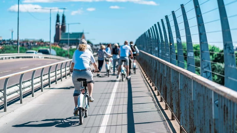 Stockholm 3-Hour Private Guided Bike Tour - Island hopping through Kungsholmen, Långholmen, and Södermalm