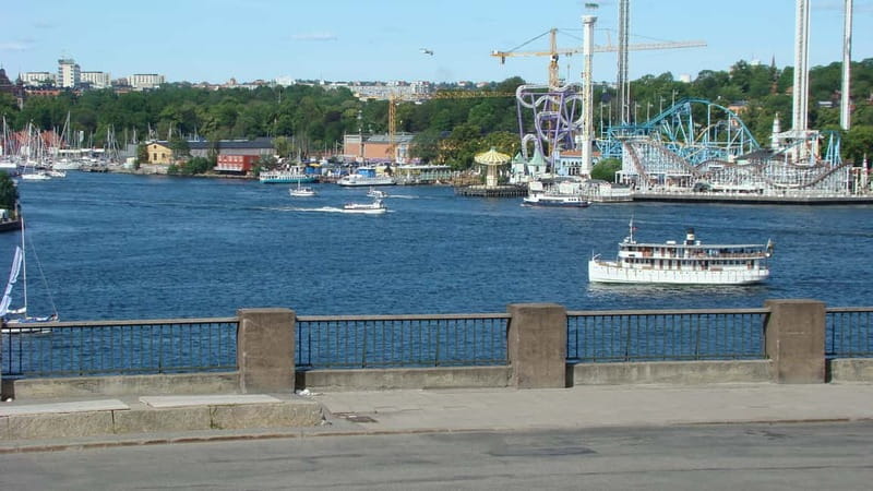 Stockholm: A Beauty On The Water - Old Town Walk & Boat Trip - Meeting at the Royal Swedish Opera, then crossing into the story