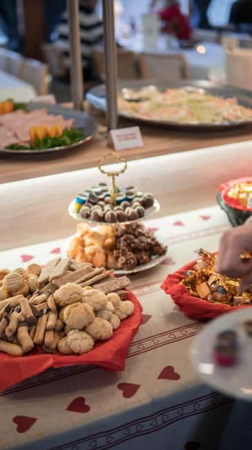 Stockholm: All-You-Can-Eat Christmas Buffet Cruise Livemusic - Key things to know before you go