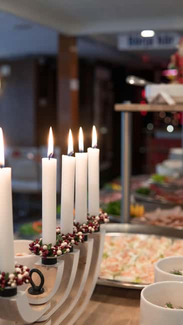 Stockholm: All-You-Can-Eat Christmas Buffet Cruise Livemusic - M/S Vindhem and the Stockholm archipelago in one ticket