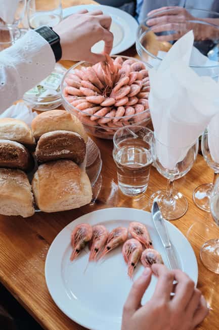 Stockholm All-You-Can-Eat Shrimp or Tacos Cruise & Livemusic - Unlimited Shrimp, or Tacos With Minced Meat, Plus Bread and Aioli