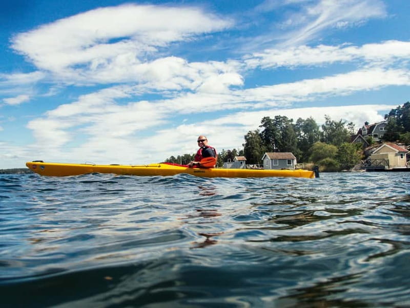 Stockholm: Archipelago Islands Kayak Tour and Outdoor Picnic - After the kayak: Vaxholm time, bus access, and the sauna option
