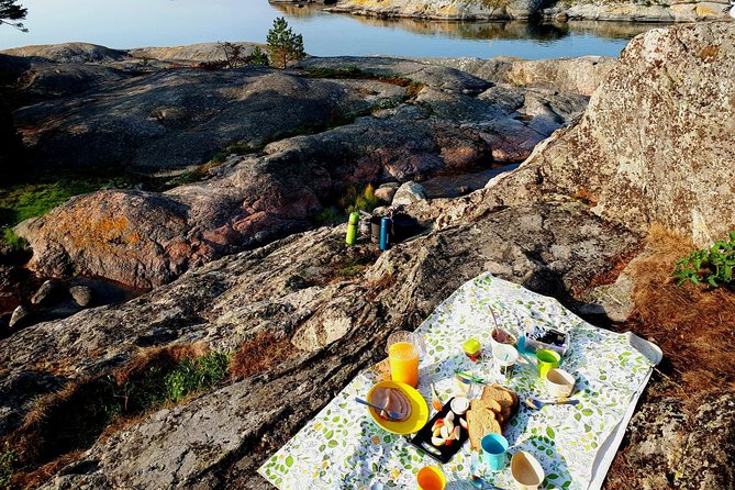 Stockholm Archipelago Kayaking Day Tour - Dry-land practice and safety brief: how beginner-friendly it really is