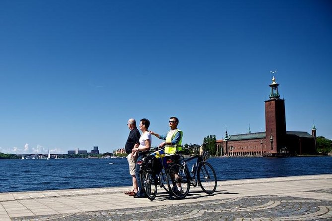 Stockholm at a Glance Bike Tour - The bikes and the one technique you should practice