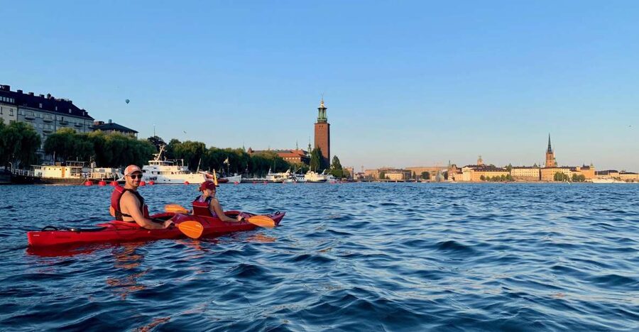 Stockholm: Daytime Kayak Tour in Stockholm City - LEK MER, Pampas kajak & SUP: Starting Where the Adventure Begins