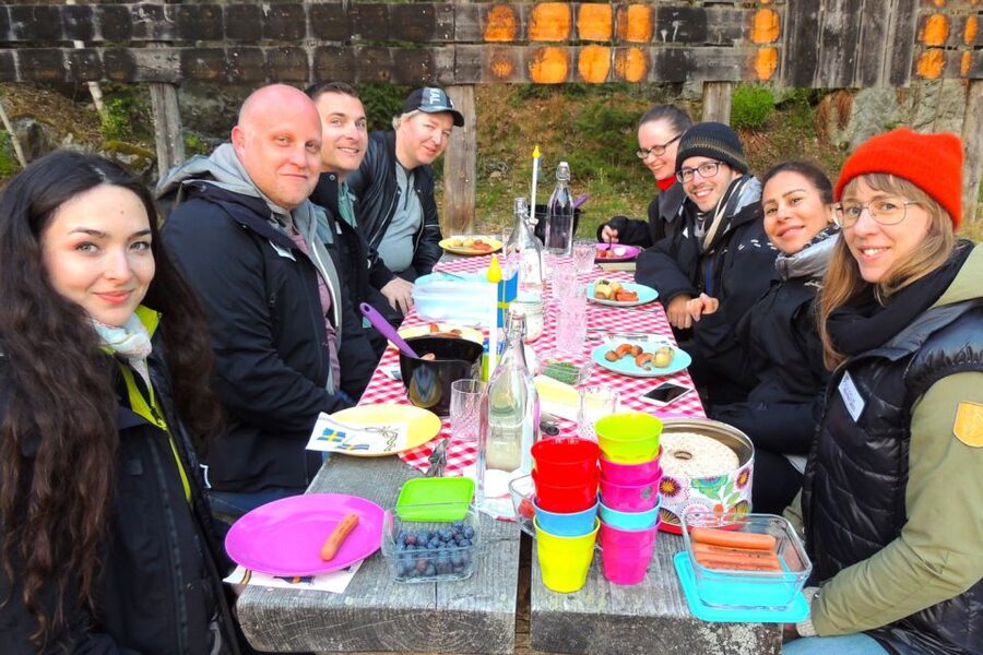 Stockholm: Evening Wildlife Safari with Midsummer Meal - Small Group Size and What It Changes in Practice