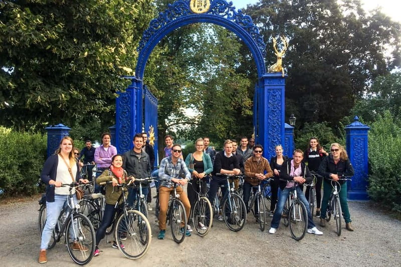 Stockholm: Guided Bike Tour - Djurgården and the Royal National City Park Feel
