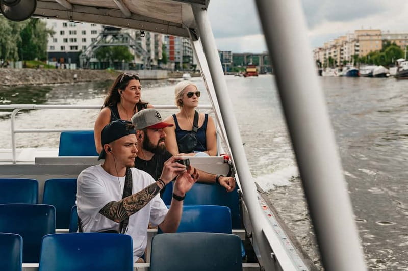 Stockholm: Highlights Boat Tour - Audio guidance and WiFi: how to get the narration without frustration
