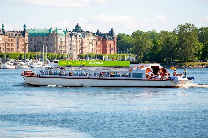 Stockholm Hop-On Hop-Off Sightseeing Cruise - Old Town via Slussen and Skeppsbron 44: Gamla Stan without the maze