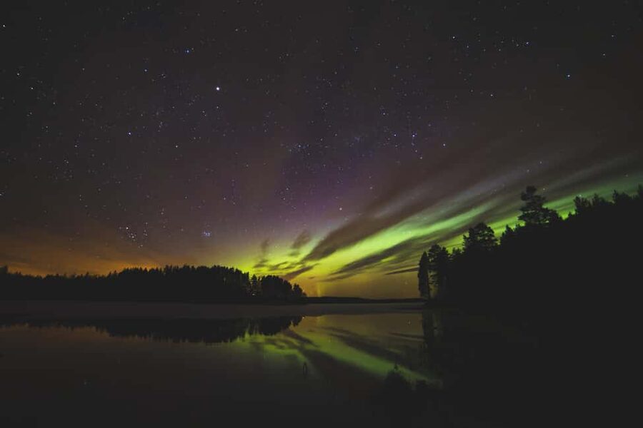 Stockholm: Ice Skating with fire & chance of Northern Lights - The campfire break: dinner, hot drinks, and Swedish fika warmth