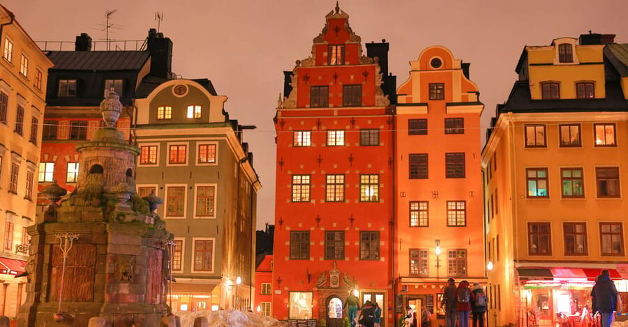 Stockholm Icons: Old Town & Riddarholmen Private Guided Tour - Price and value, what $234 per person really buys