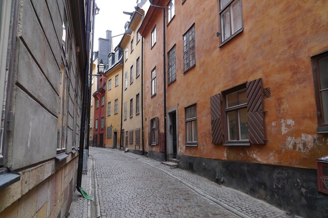 Stockholm Must See - Old Town, boat + Vasa Museum 3h small group - Riddarholmen and the island-of-death vibe, plus the House of Knights