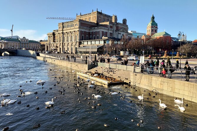 Stockholm Must See - Old Town, boat + Vasa Museum 3h small group - From St. George statue to the ferry: connecting medieval battles to real routes