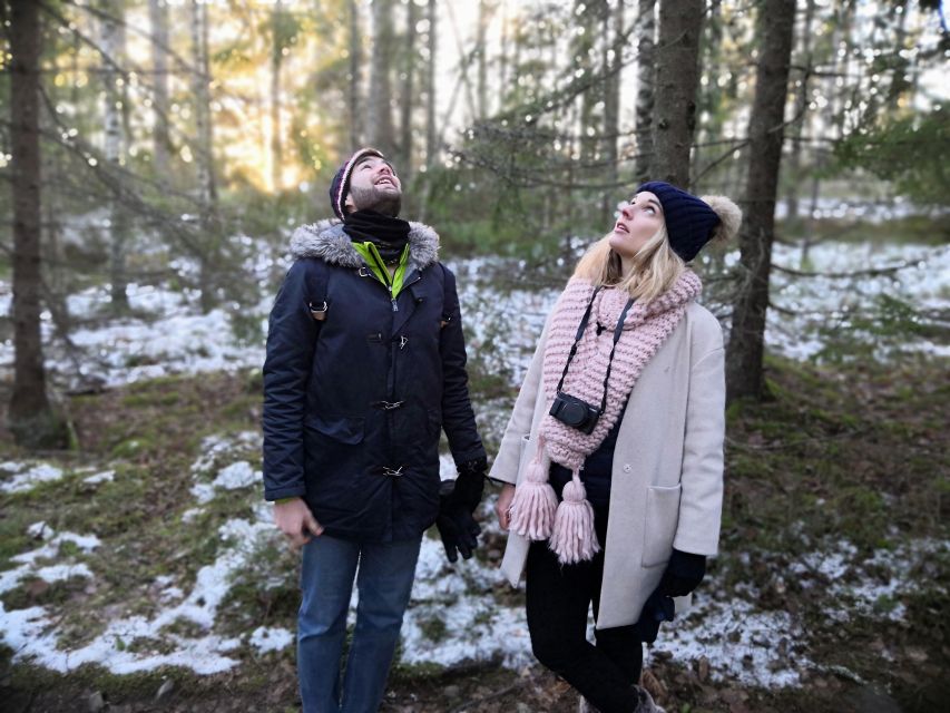 Stockholm: Nature Hike with Campfire Lunch - How to pack like a winter hiker, not a spectator