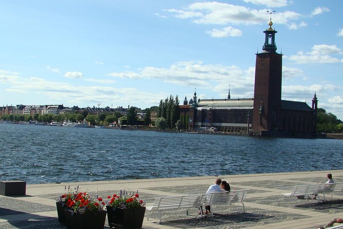 Stockholm Old Town and the Vasa Museum, a Small Group Walking Tour. - Riddarholmen and the Founding Story You Will Remember