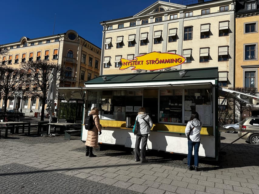 Stockholm: Old Town Food Tour of 7 Locals Favorites Tastings - How to Prepare So the Tour Feels Easy
