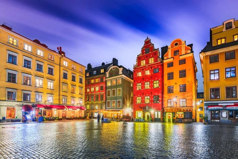 Stockholm: Old Town Historical Walking Tour, small group - Gateways to Old Town and the quick reality check on modern Sweden