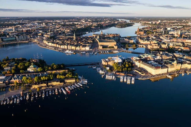 Stockholm: Old Town Historical Walking Tour, small group - What $47 buys you in a 2-hour Old Town orientation
