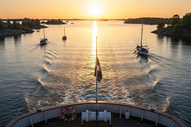 Stockholm Old Town Walking Tour + Archipelago Cruise - Boat Audio by QR Code: Get It Before You Settle In