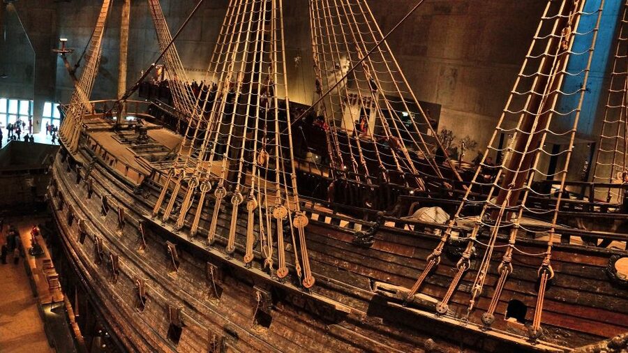 Stockholm: Old Town Walking Tour w/ Vasa Museum & Boat Ride - Seeing Stockholm’s waterfront from the ferry, the easy way