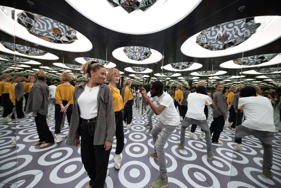 Stockholm: Paradox Museum Entry Ticket - Your Photo Plan: Marked Spots, Tight Angles, and Staff Help