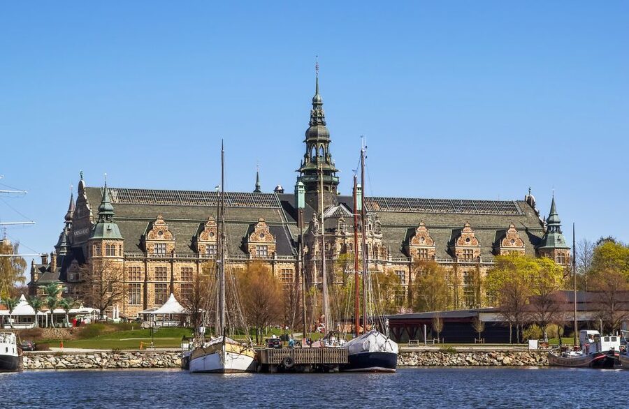 Stockholm Pass: Save up to 50% - Includes Vasa Museum Ticket - The hop-on hop-off bus and canal time savers