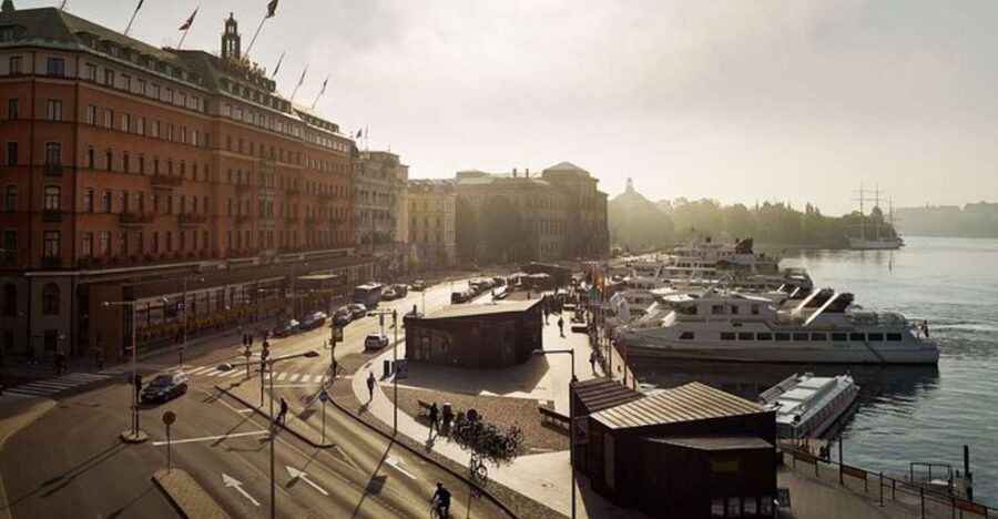 Stockholm: Private Custom Walking Tour With A Tour Guide - Island-Style Walking and Neighborhood Finds You Would Skip