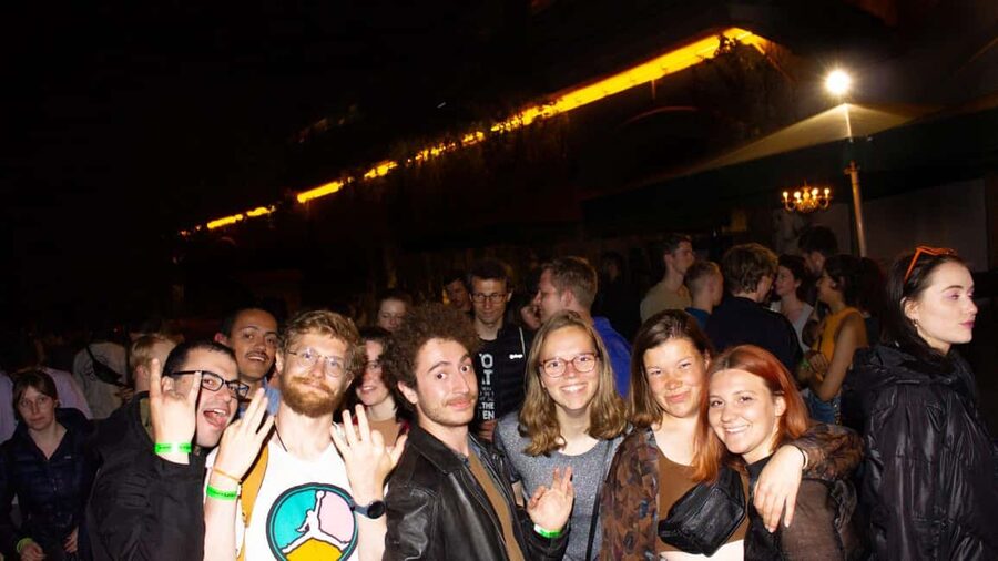 Stockholm: Private Pub Crawl, Free Shots & Club Entry - A private pub crawl, sized for real groups