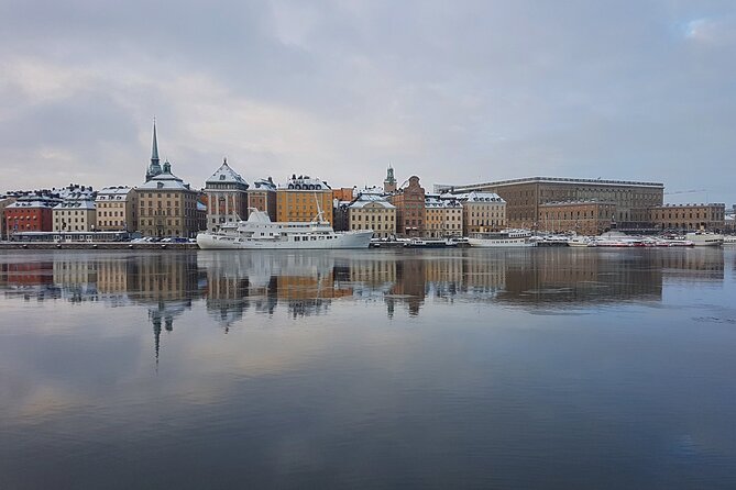 Stockholm: Private Walking Tour with a Local - Meeting at St George and the Dragon or Stockholm City Hall