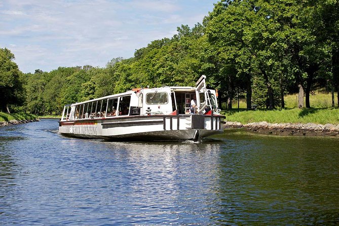 Stockholm: Royal Djurgården Boat Tour - What you’ll see, historic facades, museums, and the skyline comeback