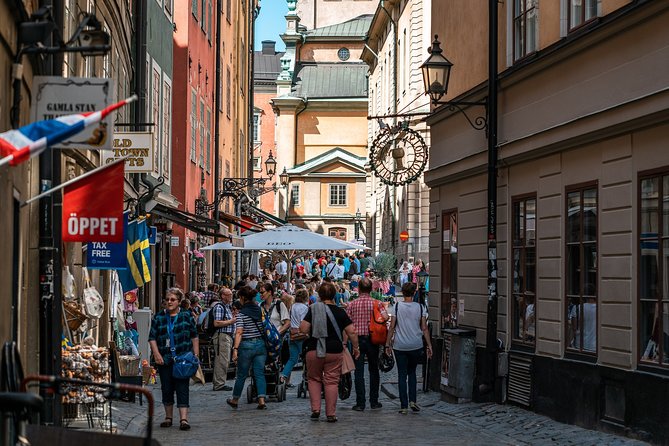 Stockholm's Old Town & Vasa Museum Private Walking Tour - Stop 5: Järnpojke, the Iron Boy statue that steals attention