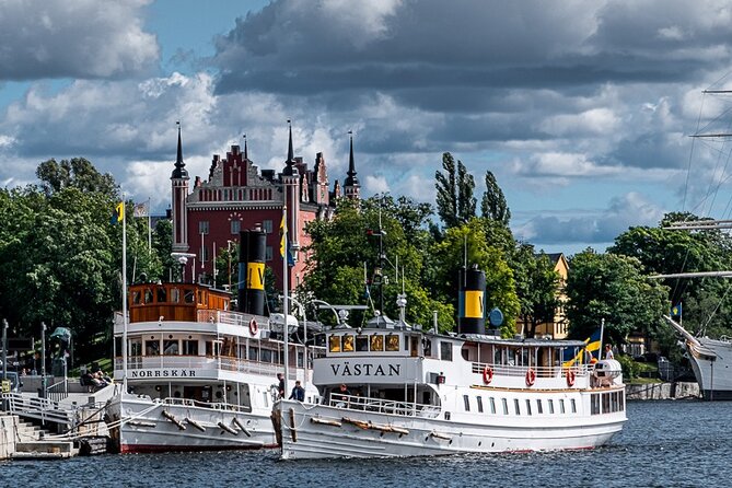 Stockholm’s Splendor: A 6-Hour Walk Through Culture & History - Gamla Stan at walking speed: cobbles, corners, and small surprises