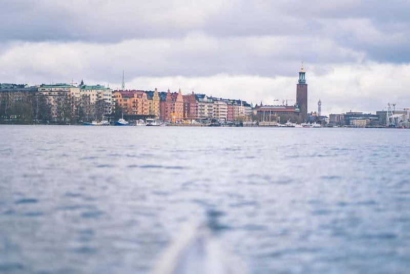 Stockholm: Self-Guided Kayak Tour in premium kaykaks - Old Town sections: how to enjoy it without turning it into a race