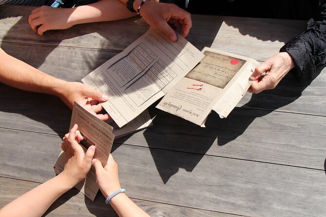 Stockholm Self-Guided Murder Mystery Tour by the Royal Palace - Why This Mystery Walk Feels Different Than a Usual Old Town Tour