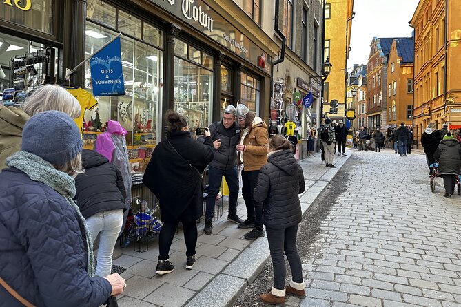 Stockholm Small Group Food Tour with 7 Classic Food Tastings - What You Actually Eat: 7 Classic Tastings (Plus One Secret)