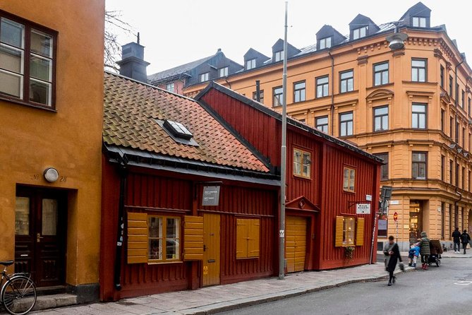 Stockholm Södermalm E Bike Tour - Riding Södermalm like a local: SoFo streets and independent shopping vibe