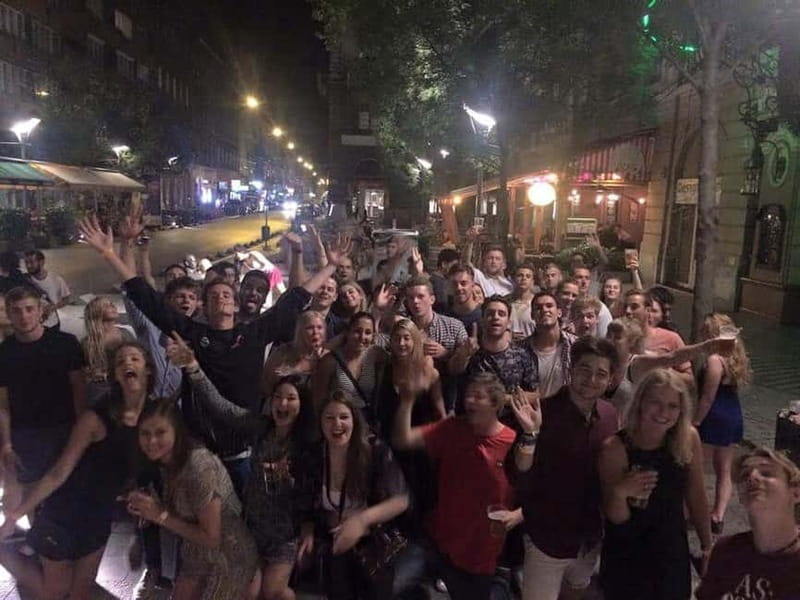 Stockholm: The Original Pub Crawl - What the guides do well: making strangers feel included