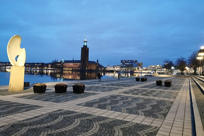 Stockholm Top attractions all-inclusive Gran Tour Winter Edition - Stop 6 and Stop 7: Stortorget and Gamla Stan on foot