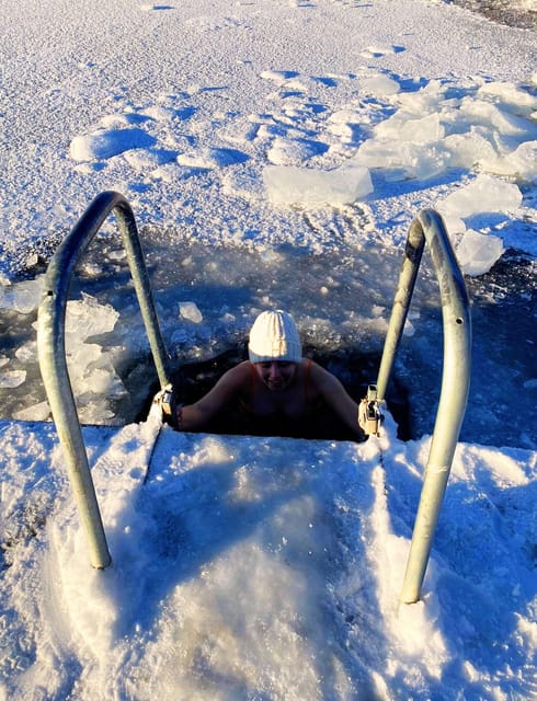 Stockholm: Traditional Sauna & Polar Plunge in Baltic Sea - Key things that make this sauna and sea plunge work