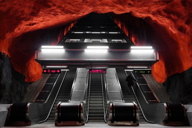 Stockholm: Underground Metro Art Ride with a Local - Guide Quality: The Difference Between Looking and Understanding
