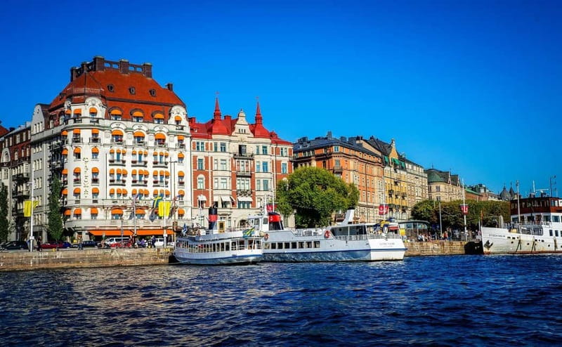 Stockholm VIP half day city tour by incl. Vasa Ship Museum - Old Town and Riddarholmen, guided context plus your own wandering time