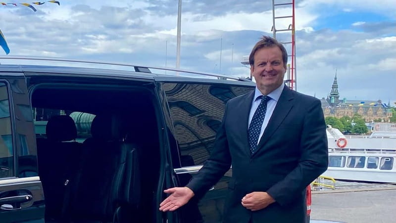 Stockholm VIP half day city tour by incl. Vasa Ship Museum - Panoramic city drive, bridges, waterways, and viewpoint stops
