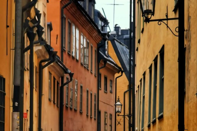Stockholm Walking Tour | Max 10 People - Mynttorget Under the Royal Palace: Royal Life, Up Close Without Going Inside