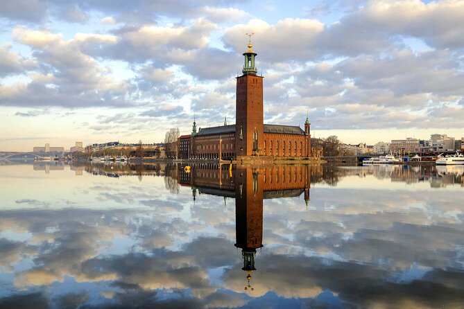 Stockholm Walking Tour with Audioguide on Your Smartphone - Riddarholmen Church: Gothic details and royal tombs