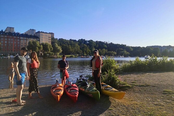 Sunset Kayak Tour in Central Stockholm and Swedish Fika - Safety briefing and paddle introductions, before you paddle into the sunset